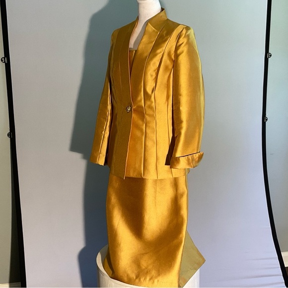 Nina Massini Gold Sz 14 3 Piece Church Suit with Rhinestone Button Elastic Waist - Picture 1 of 16